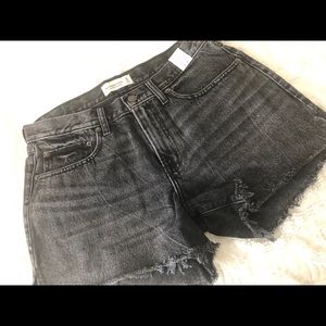 Abercrombie Boyfriend short